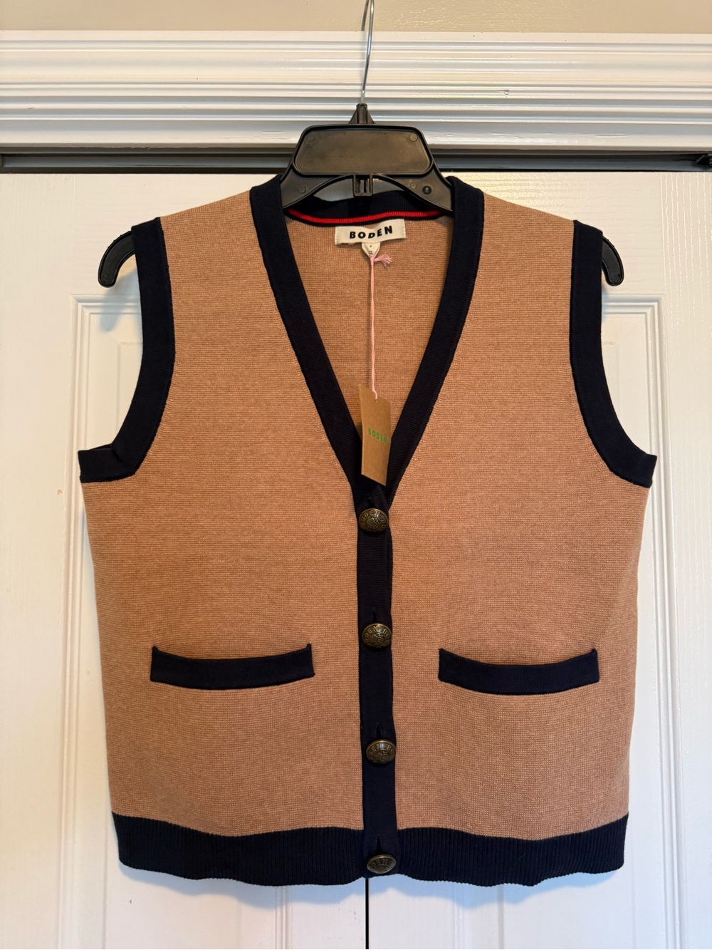Boden Camel and Navy Trim Men’s Sleeveless Knit Cardigan Vest